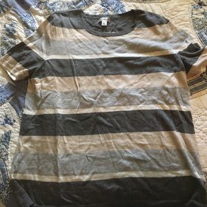 T shirt sweater