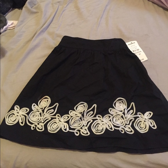 Cute Black Skirt - Picture 1 of 4