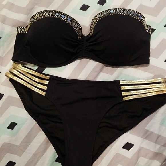 Victoria's Secret Other - Victoria secret bathingsuit SET!!