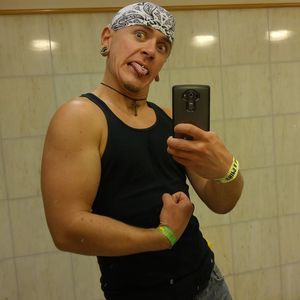 Meet your Posher, Kory