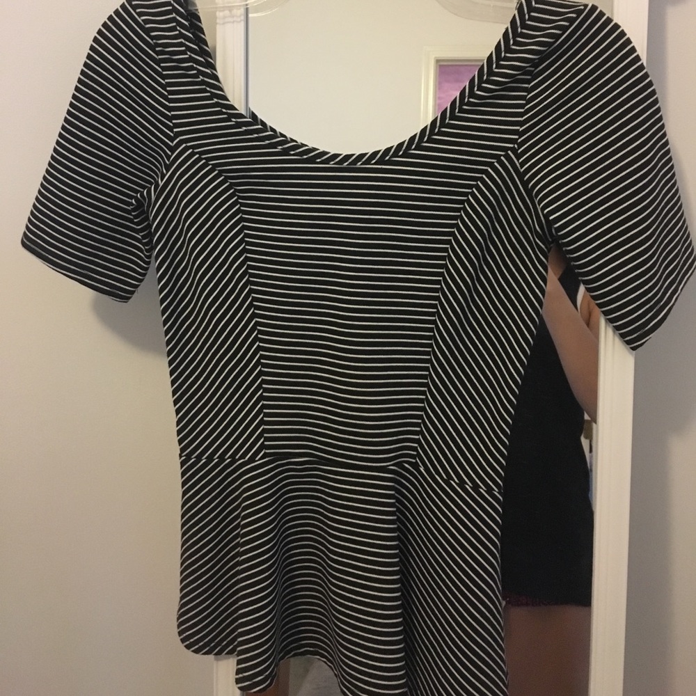 Black and white strip peplum top!