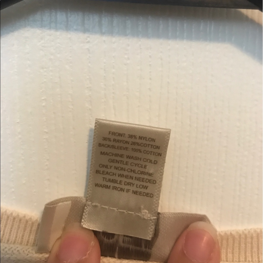 Cream loft sweater - Picture 4 of 4