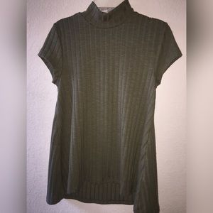 Dark green low turtle neck top