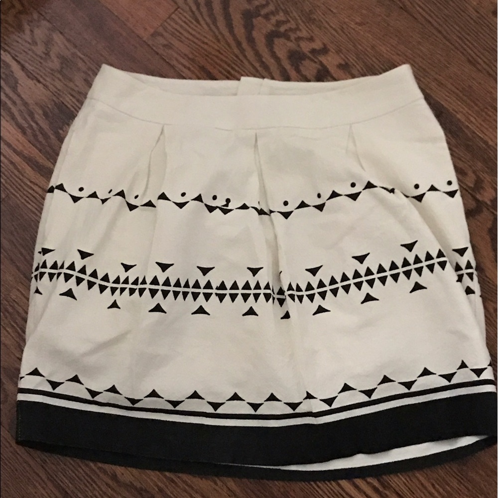 New Black and White patterned skirt.