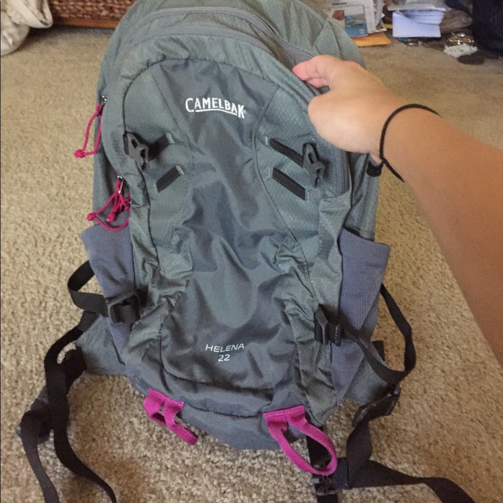 Helena Camelback 22L