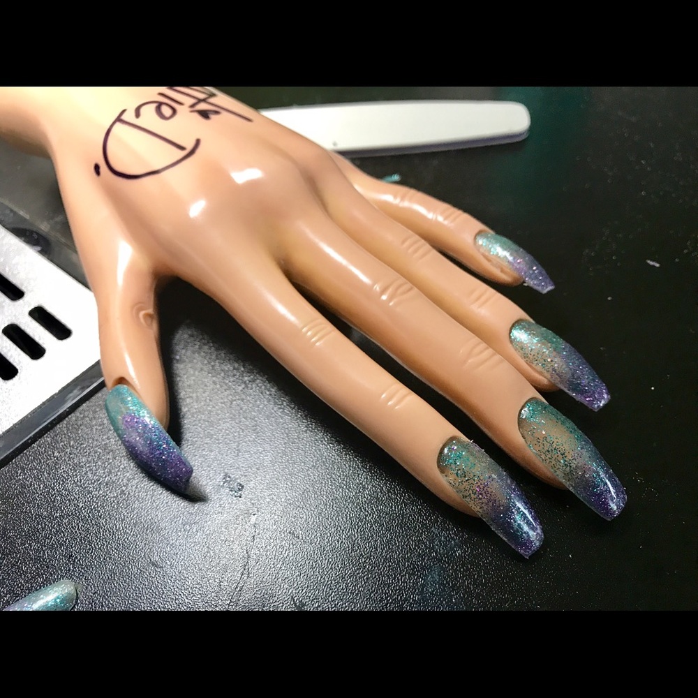 UV Gel Glitter Ombré Coffin Nails