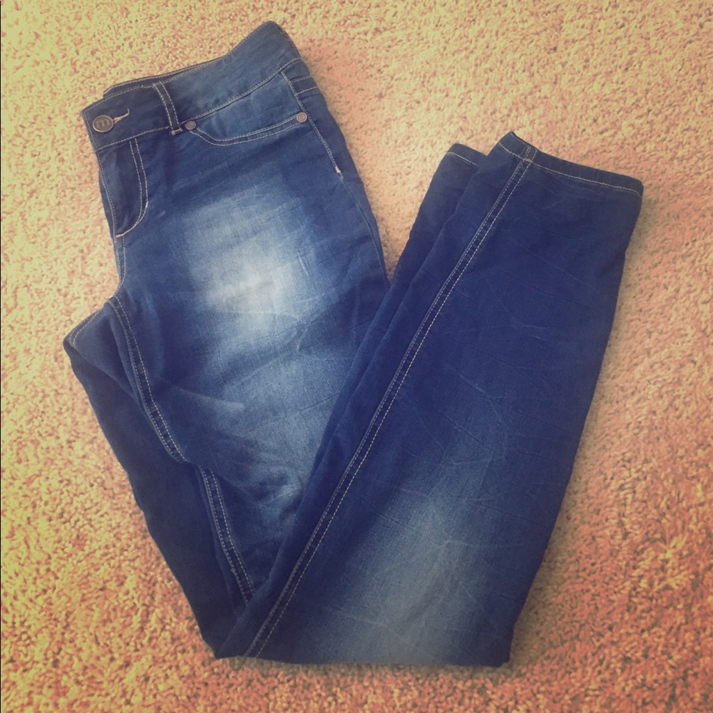 Maurice's straight legged jeans