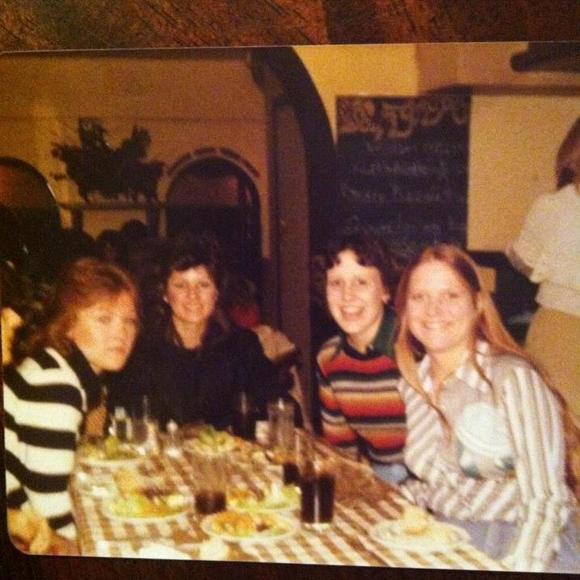 Meet your Posher, Ina - Picture 1 of 1