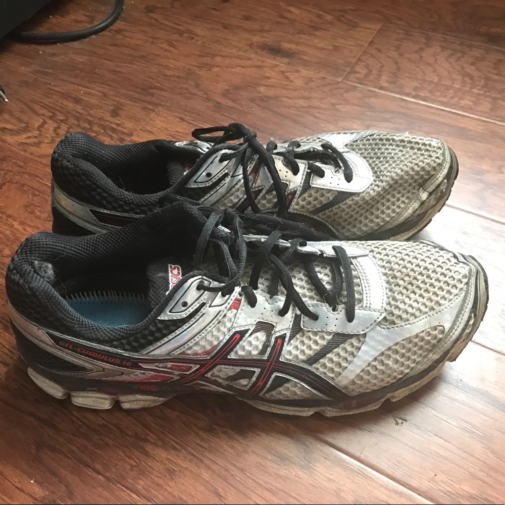 Asics gel shoe