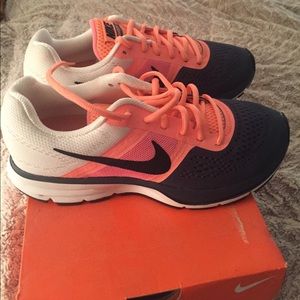 Nike women's air Pegasus