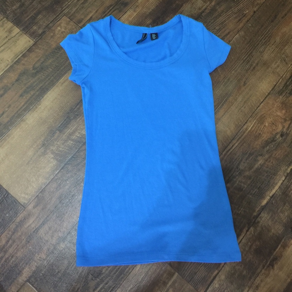 Blue fitted Tee