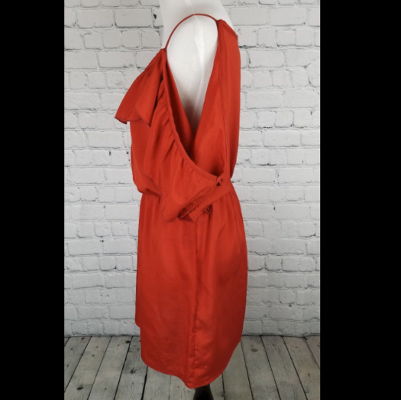 Modcloth Off the Shoulder Dress - Picture 2 of 6