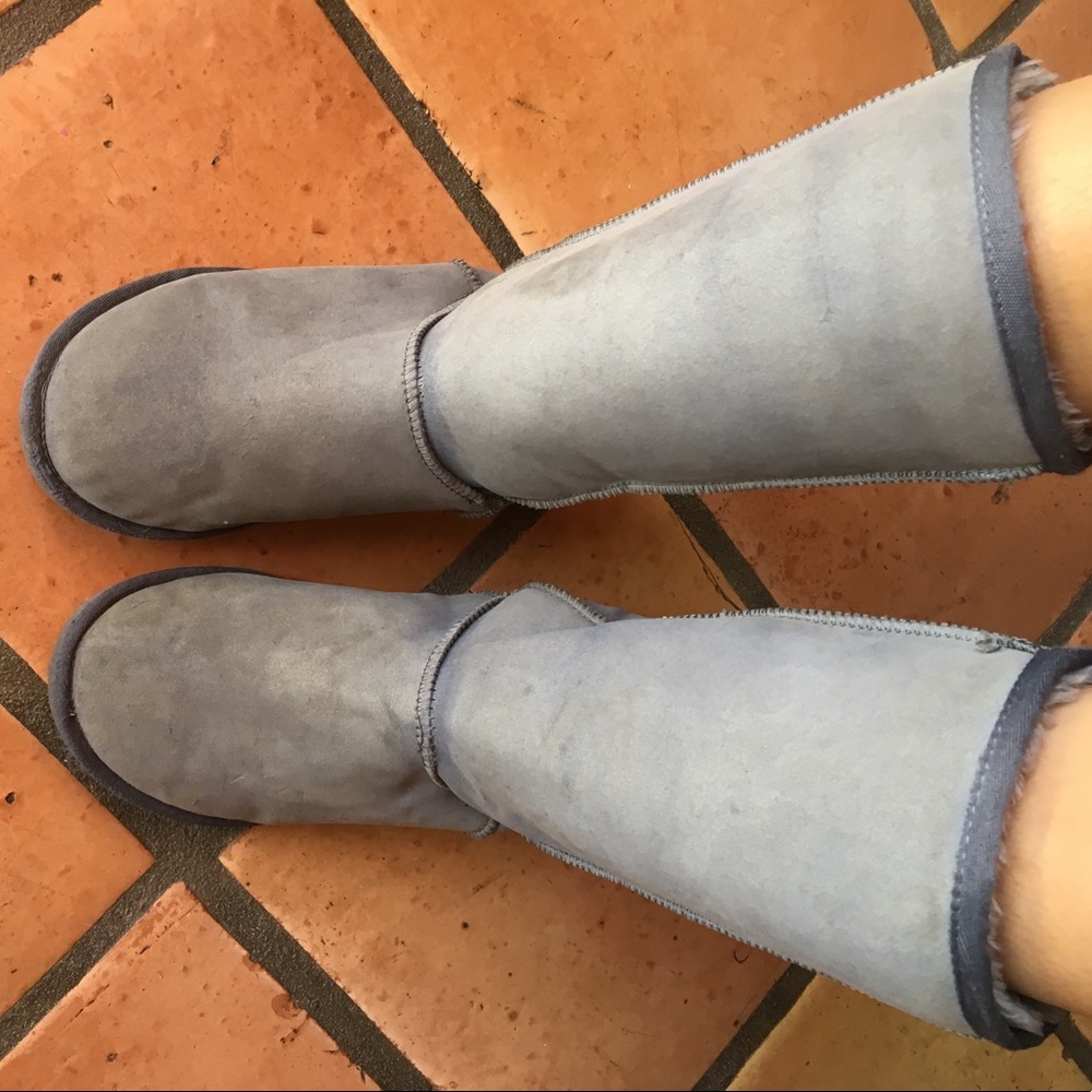 AUTHENTIC Classic Tall Grey UGG boots