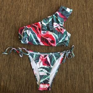 Pink & Green *Palm Print* SET One Shoulder EUC