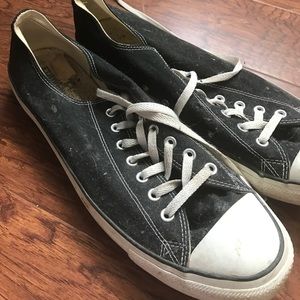 Chuck Taylor conversed