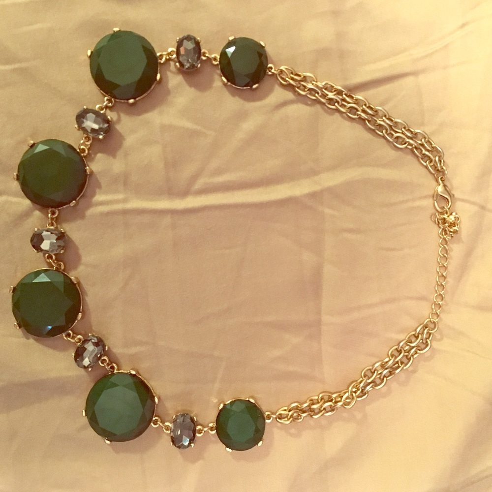 Statement necklace