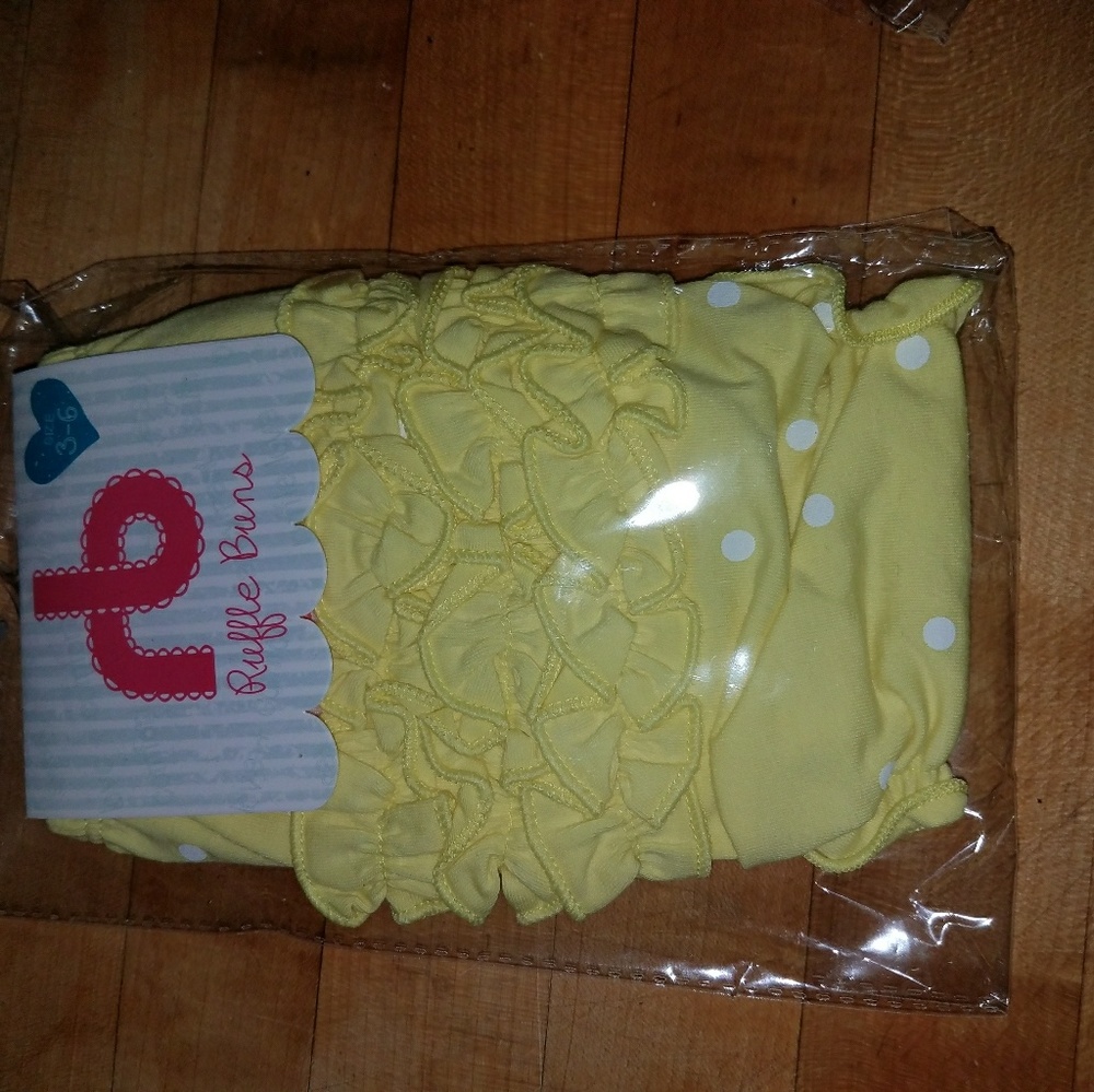 Bloomers diaper cover ruffle buns lemonade
