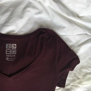 NOLLIE MAROON V-NECK TEE