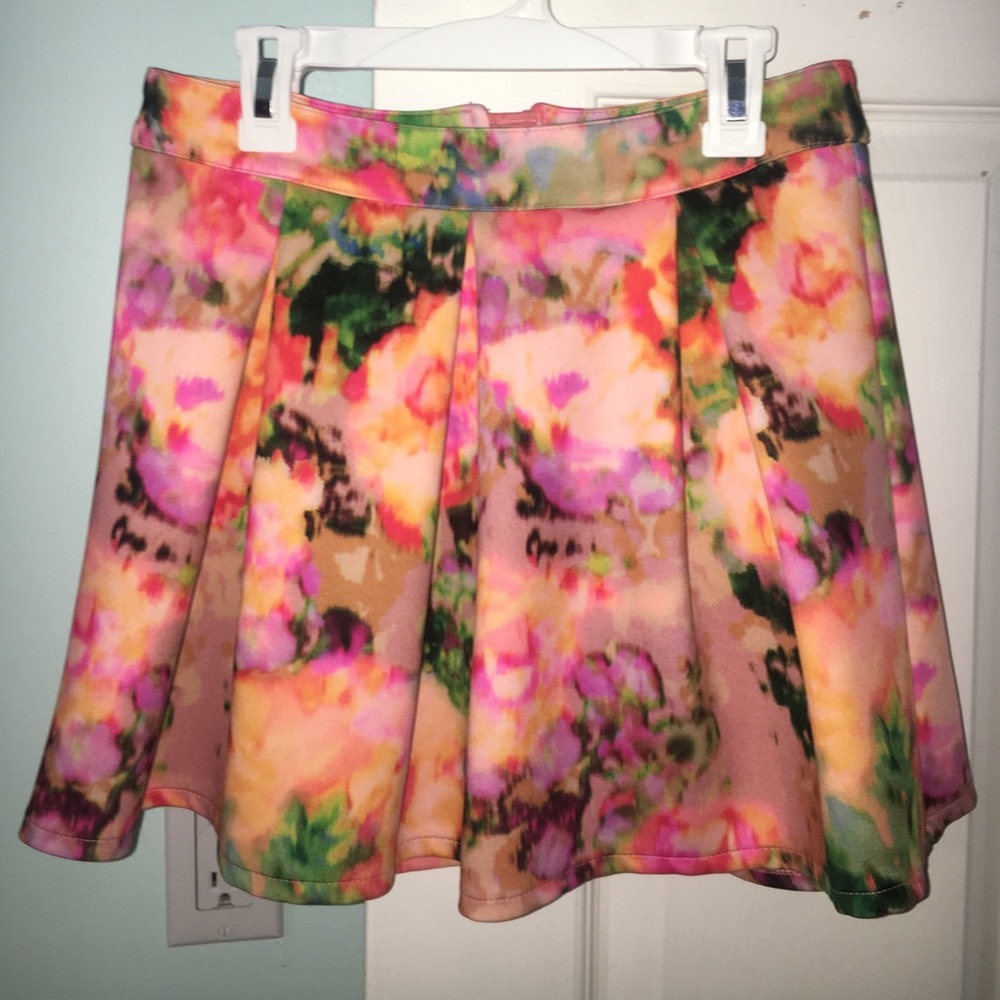 Aeropostale floral skater skirt