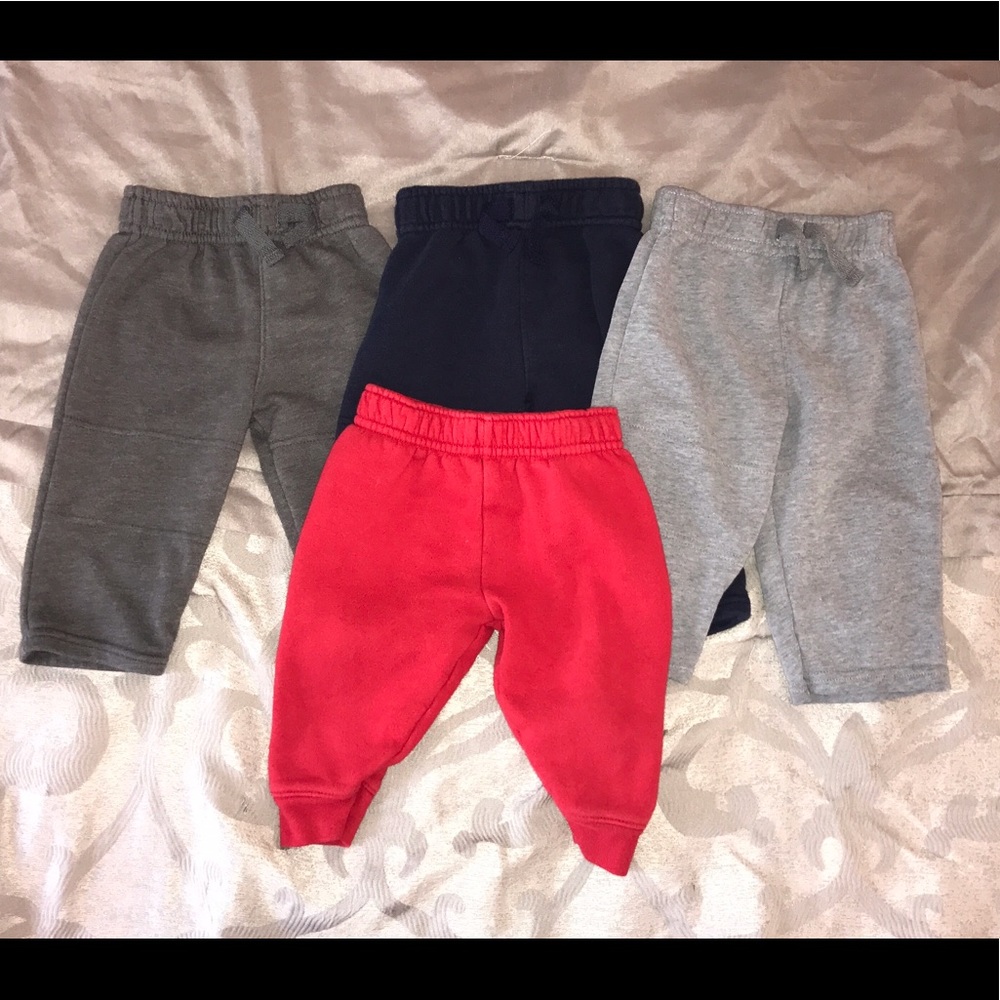 4 Pair of Sweatpants Size 6-9M