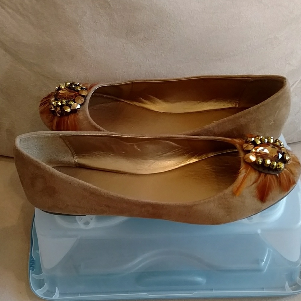 Flat Feather Shoes