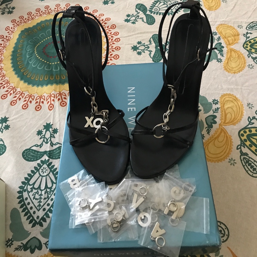 Nine West Initial black/silver size 8