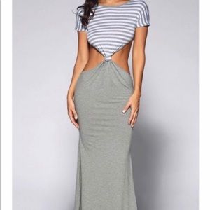 Reposh Stunning Maxi dress