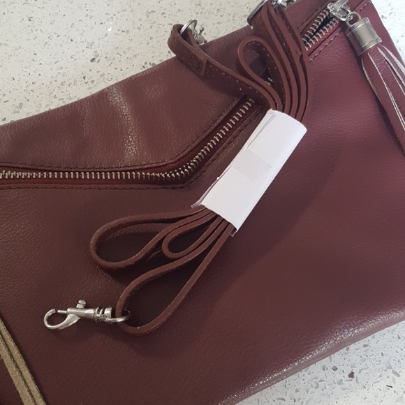 GENUINE LEATHER Clutch Purse with Optional Straps - Picture 3 of 8