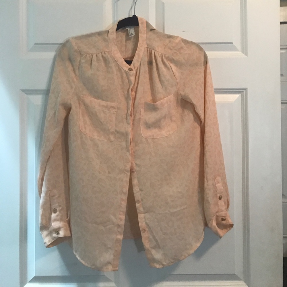 Blush pink cheetah print button down