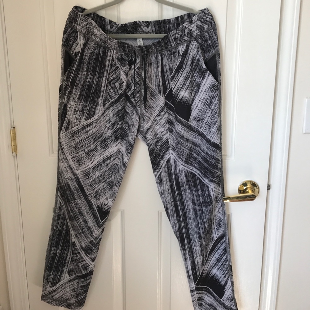 Lululemon Namaskar pants