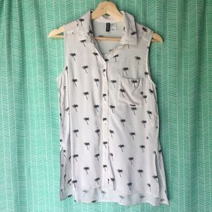 Sleeveless Button Up Palm Tree Top, High Low