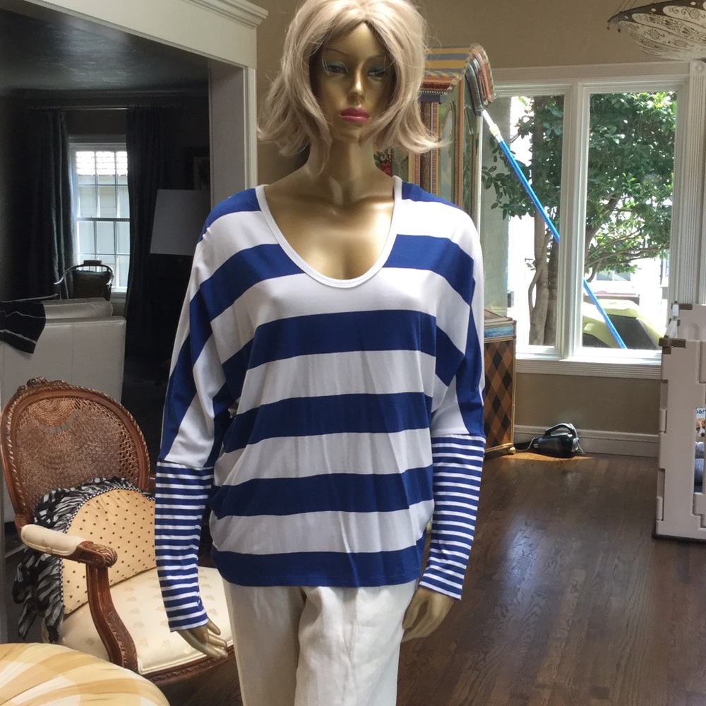 Blue and white striped tee