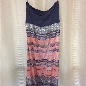Sleeveless maxi dress