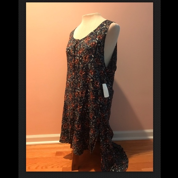 NWT Women's Painted Threads Button Floral Top, M - Picture 5 of 7