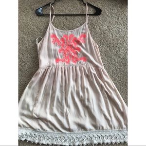 Blu Pepper blush dress w/ embroidery