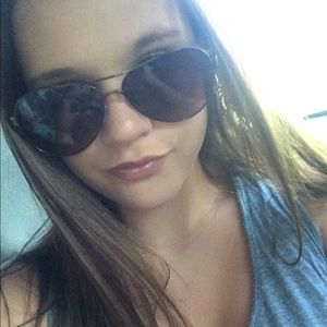 Meet your Posher, Katherine