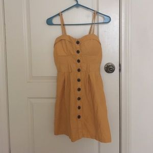 Yellow / orange dress