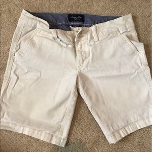 American Eagle Knee Shorts