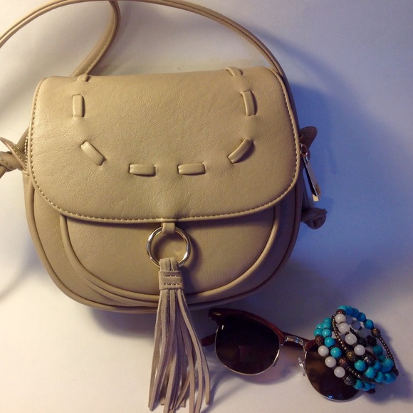 lionel Handbags - Hippie look , small cross body purse