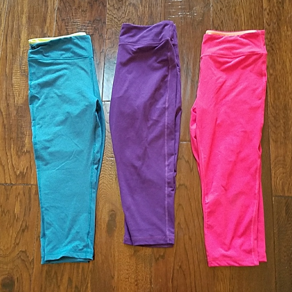 Lot of 2 Marika Tek yoga crop