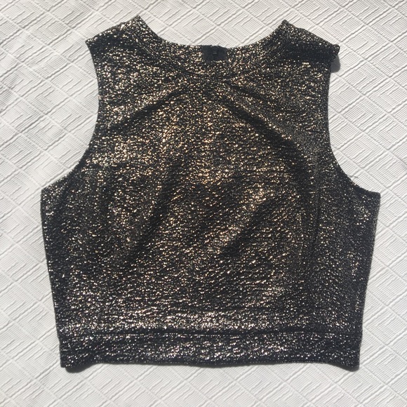 ‼️ SALE ‼️ Design Lab Crop Top - Picture 1 of 8