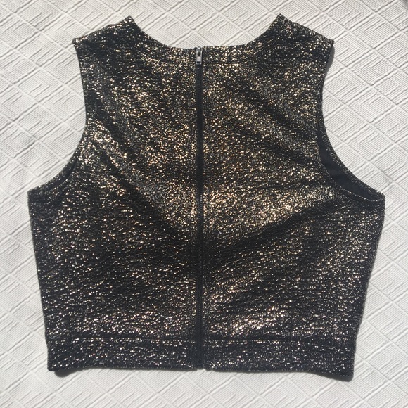 ‼️ SALE ‼️ Design Lab Crop Top - Picture 3 of 8