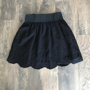 ❤️ Super Cute Mini Skirt! ❤️