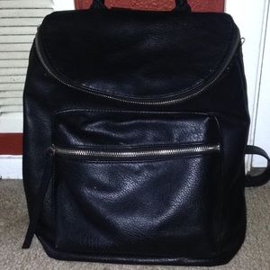 Forever 21 faux 🎒