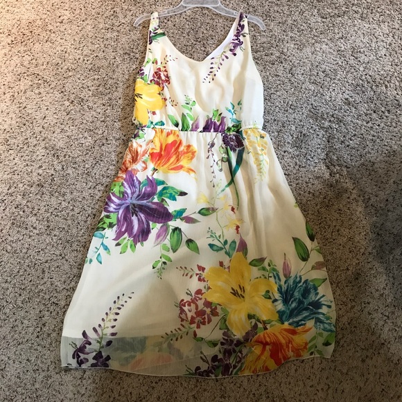 Old Navy Dresses & Skirts - Floral sundress
