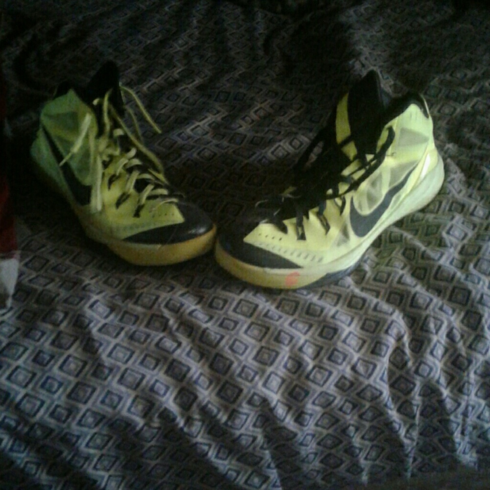 2015 Nike hyper dunks