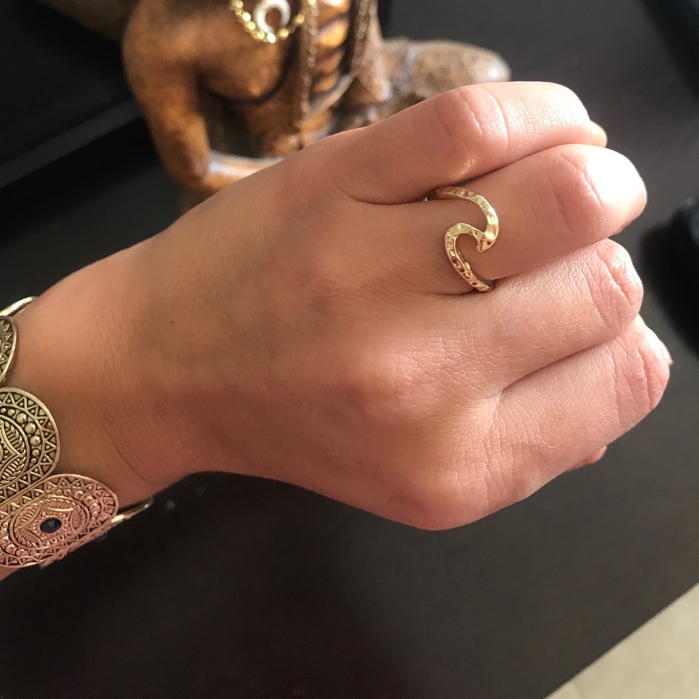 Gold Wave Ring