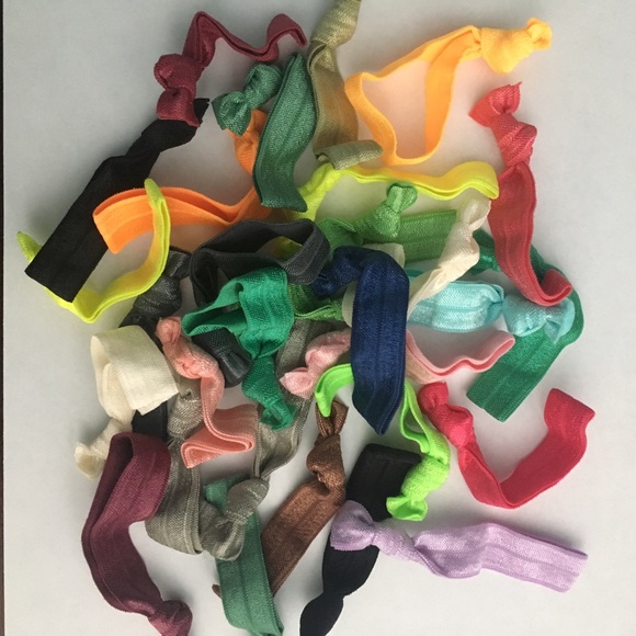 Accessories - Crease Free Hair Ties Various Colors (30 Count)