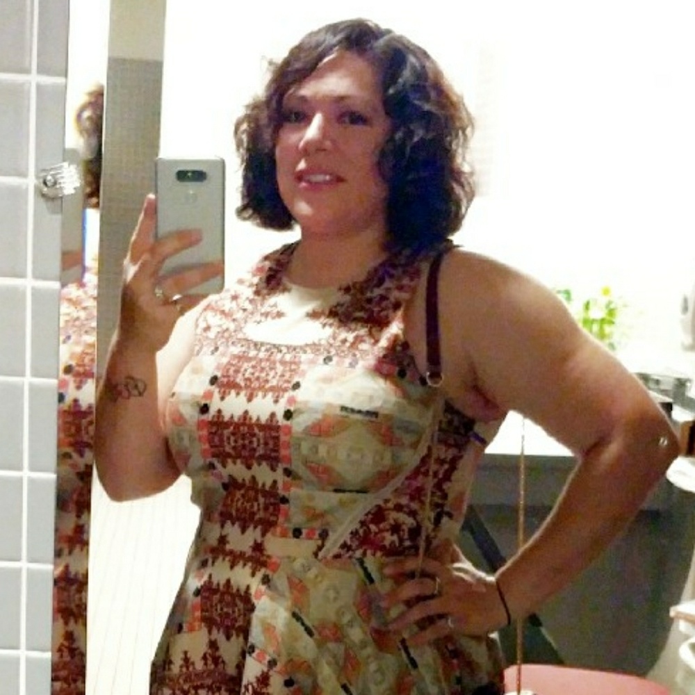 Meet your Posher, Danielle