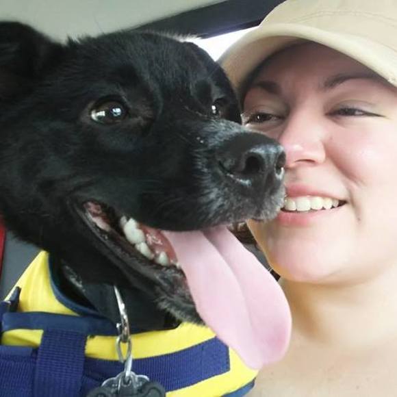 Meet your Posher, Danielle - Picture 2 of 2